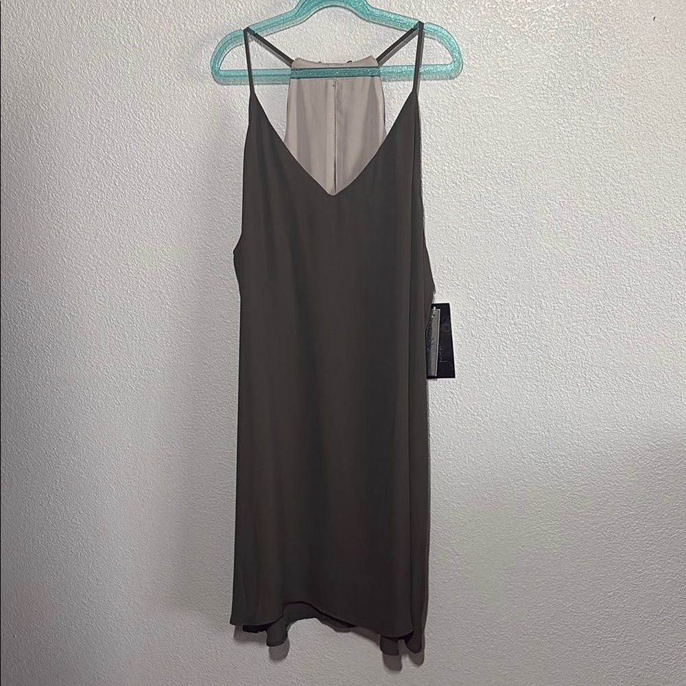 Elegant Gray Sleeveless Dress